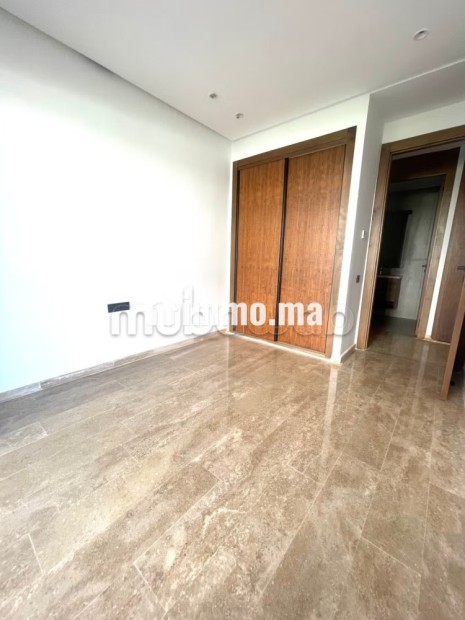 Magnifique rez ce jardin haut standing - Location Immobilier - Dar Bouazza - photo 4