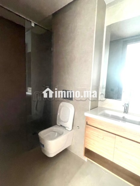 Magnifique rez ce jardin haut standing - Location Immobilier - Dar Bouazza - photo 7