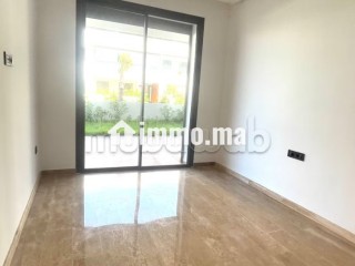 Magnifique rez ce jardin haut standing - Appartement à louer - Dar Bouazza