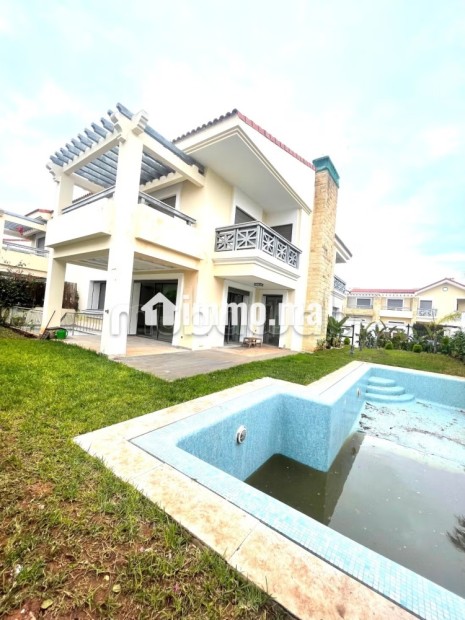 Ravissante maison de standing 4 chambres - Location Immobilier - Dar Bouazza - photo 1
