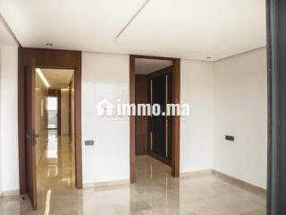 Le luxe d'avoir 1 appartement par étage - Appartement à vendre - Casablanca