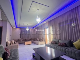 Location saisonnière villa de luxe à Route de Tahanaout. Surface de 410 m². Résidence avec concierge, climatisation générale - Maison à vendre - Marrakech