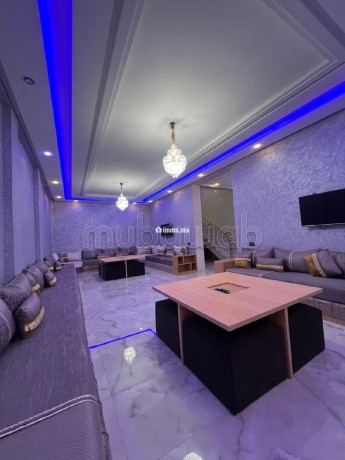 location-saisonniere-villa-de-luxe-a-route-de-tahanaout-surface-de-410-m2-residence-avec-concierge-climatisation-generale-big-11