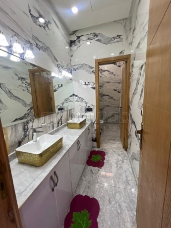 location-saisonniere-villa-de-luxe-a-route-de-tahanaout-surface-de-410-m2-residence-avec-concierge-climatisation-generale-big-13