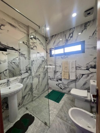 location-saisonniere-villa-de-luxe-a-route-de-tahanaout-surface-de-410-m2-residence-avec-concierge-climatisation-generale-big-15