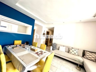 Bel appartement joliment meublé - Appartement à louer - Casablanca