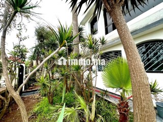 Maison avec piscine en emplacement calme à Ain Diab - Maison à vendre - Casablanca