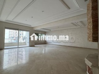 Appartement Dans Le Centre De Tanger - Appartement à louer - Tanger