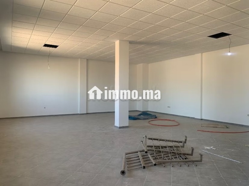 Plateau de bureau à louer sur LOTISSEMENT SOUKAINA - Location Immobilier - Casablanca - photo 3