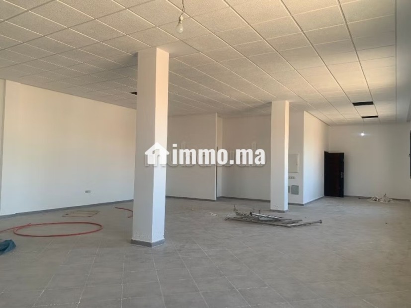 Plateau de bureau à louer sur LOTISSEMENT SOUKAINA - Location Immobilier - Casablanca - photo 4