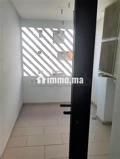 Appart vide 84m2 à Casa financier city Ss Vis àVis - Location Immobilier - Casablanca - photo 6