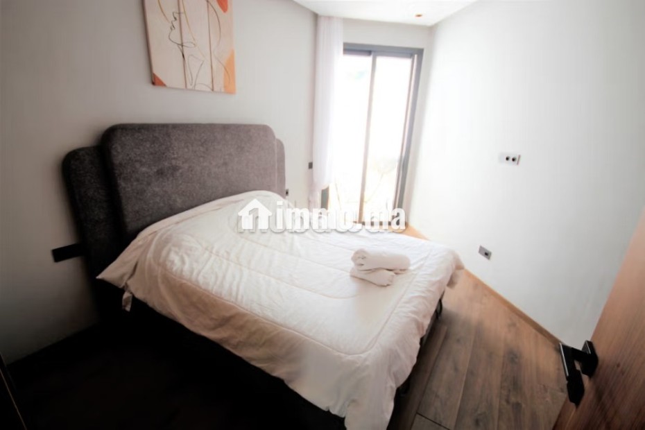 Anfa loue luxueux studio traversant balcon - Location Immobilier - Casablanca - photo 4