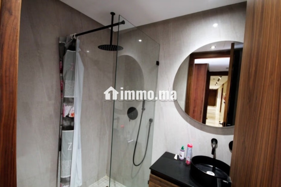 Anfa loue luxueux studio traversant balcon - Location Immobilier - Casablanca - photo 7