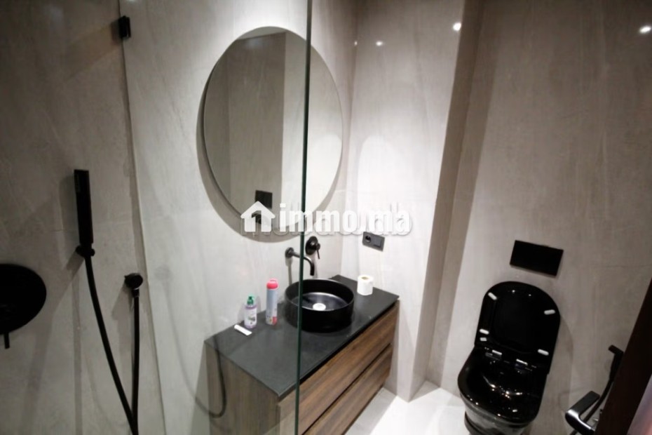 Anfa loue luxueux studio traversant balcon - Location Immobilier - Casablanca - photo 8