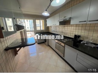 Louez cet appartement à Racine. 3 pièces confortables. Bien meublé - Appartement à louer - Casablanca