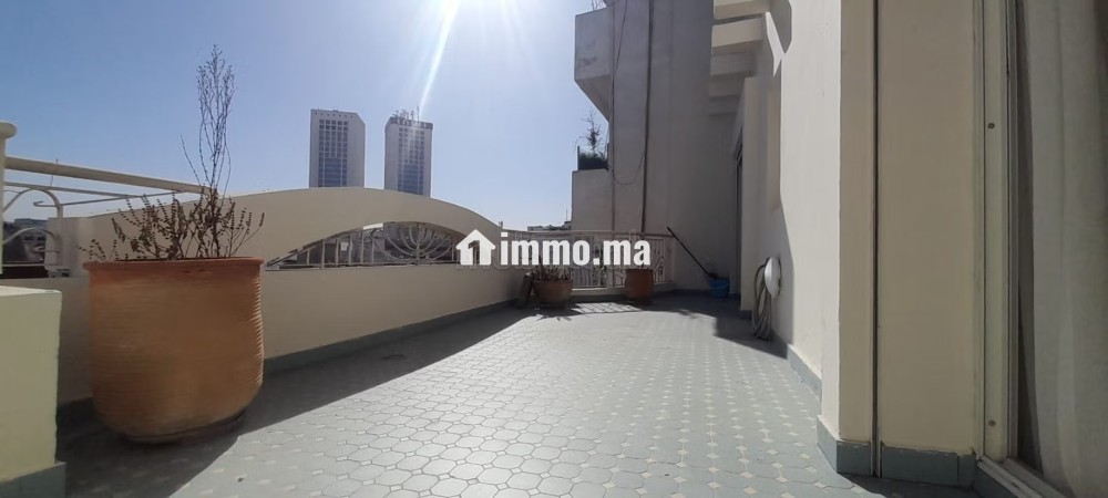 Appartement à louer à Gauthier. 1 chambre. Meublé - Location Immobilier - Casablanca - photo 1