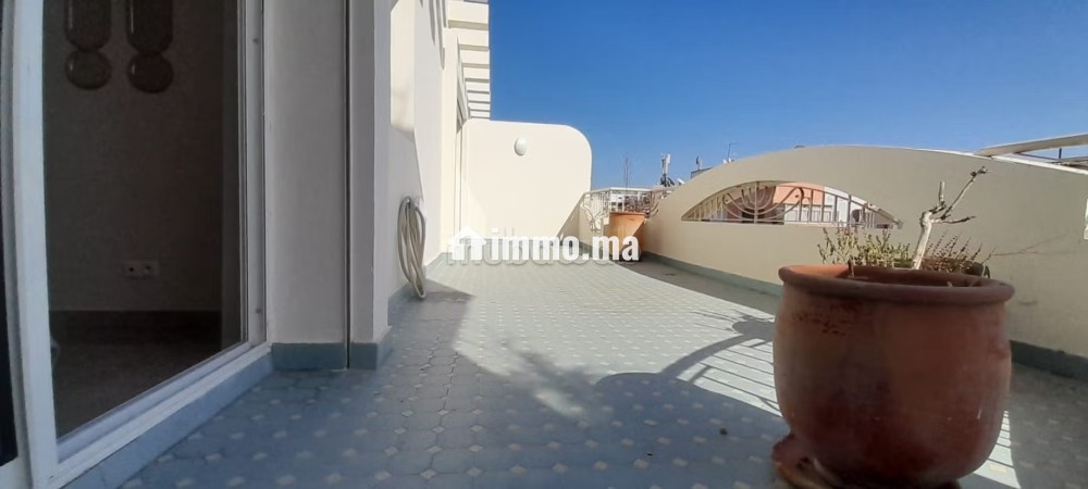 Appartement à louer à Gauthier. 1 chambre. Meublé - Location Immobilier - Casablanca - photo 2