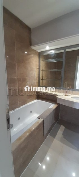 Appartement à louer à Gauthier. 1 chambre. Meublé - Location Immobilier - Casablanca - photo 8