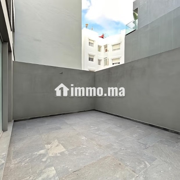 Location de bureaux à CIL Hay Salam. Surface de 143 m². Avec ascenseur et terrasse - Location Immobilier - Casablanca - photo 5