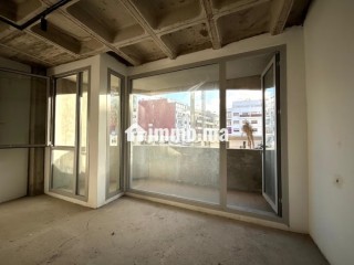 Location de bureaux à CIL Hay Salam. Surface de 143 m². Avec ascenseur et terrasse - Bureau à louer - Casablanca