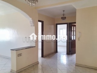 Bel Appt NASSIM I, Usage résidentiel ou bureau - Bureau à vendre - Casablanca