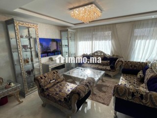 JOLI APPARTEMENT 2 EME ETAGE 4 CHAMBRES - Appartement à vendre - Casablanca