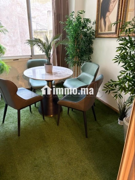 Bel appartement en location à Anfa. Surface de 65 m². Bien meublé - Location Immobilier - Casablanca - photo 4