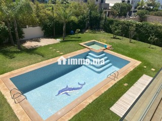 Splendide villa à vendre à Dar Bouazza. 3 grandes pièces. Belle terrasse et jardin - Villa à vendre - Dar Bouazza
