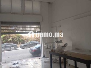 Magasin aménagé au quartier 2mars - Local commercial à louer - Casablanca