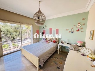 Maison de haut standing à vendre à Ain Diab. 4 chambres. Belle terrasse et jardin - Maison à vendre - Casablanca