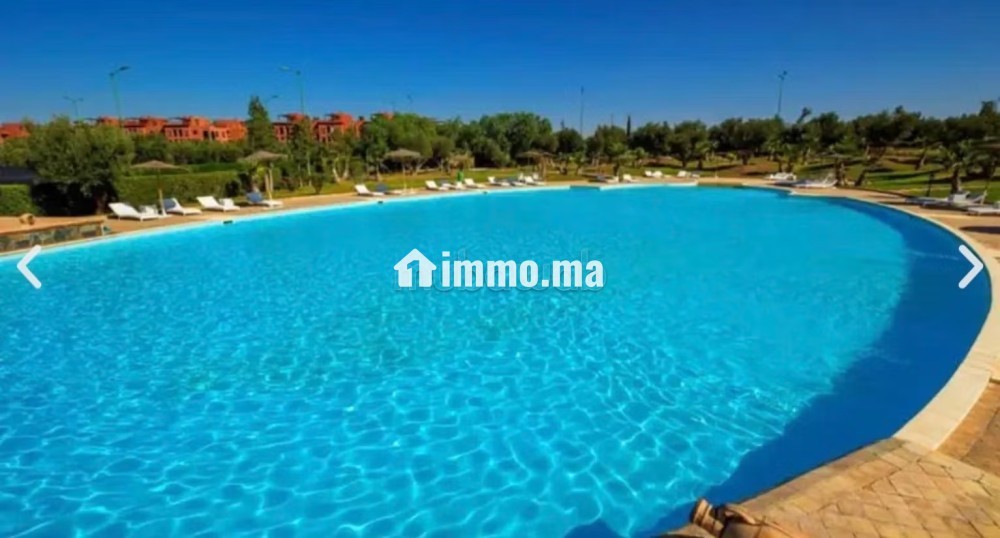 Vente d'un bel appartement à Route Casablanca.
Surface de 90 m².
Meublé - Vente Immobilier - Marrakech - photo 2