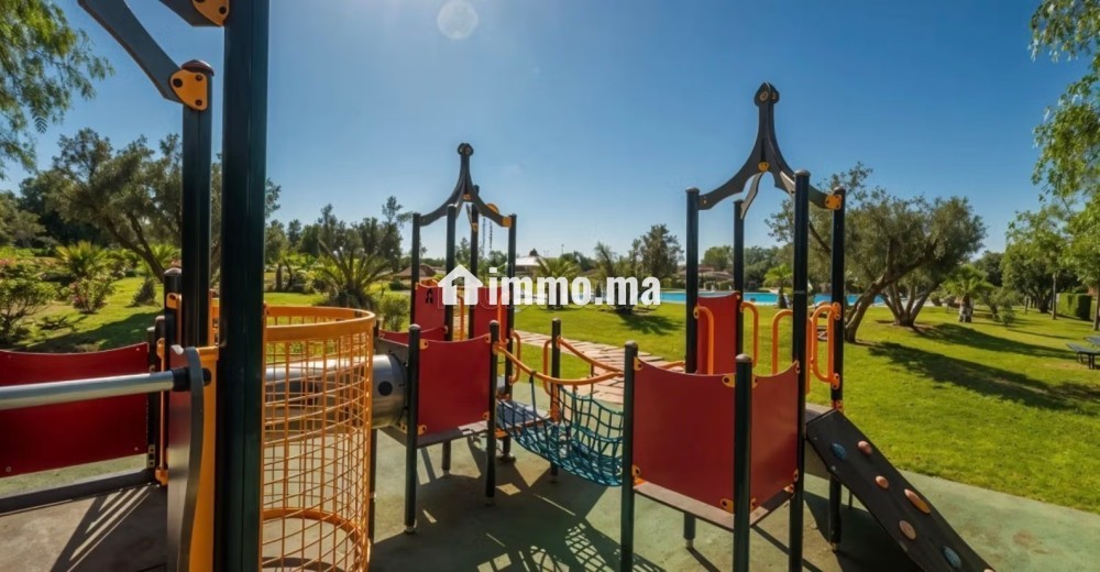Vente d'un bel appartement à Route Casablanca.
Surface de 90 m².
Meublé - Vente Immobilier - Marrakech - photo 4