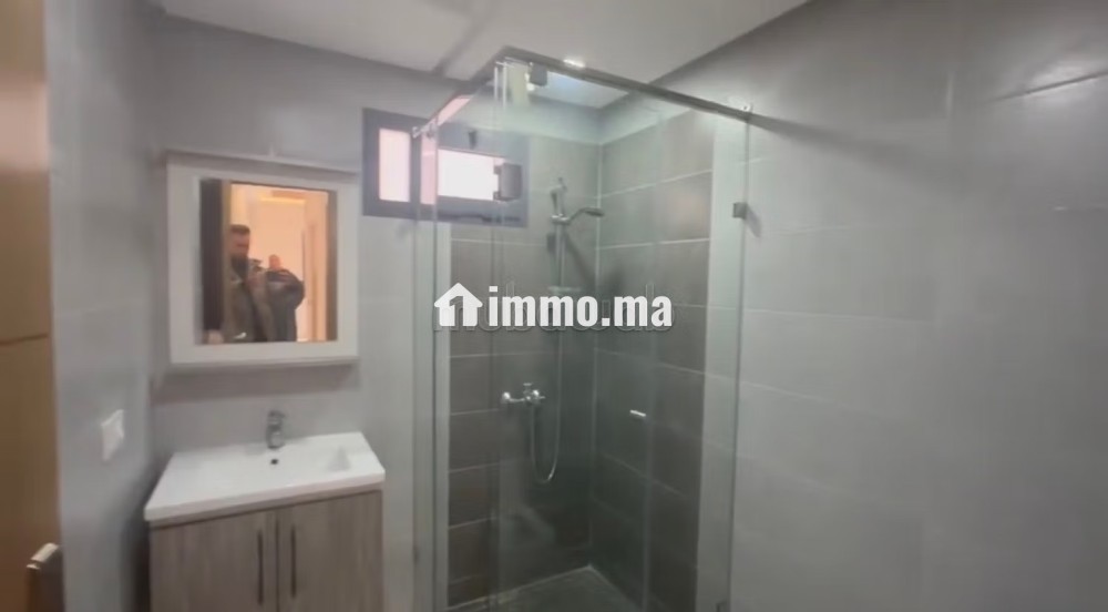 Bel appartement à vendre à Hay Moulay El Kamel champs de course. 3 grandes pièces. Porte blindée et système de double vitrage - Vente Immobilier - Fes - photo 5