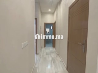 Bel appartement à vendre à Hay Moulay El Kamel champs de course. 3 grandes pièces. Porte blindée et système de double vitrage - Appartement à vendre - Fes