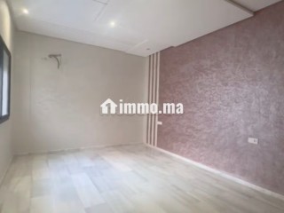 Bel appartement à vendre à Hay Moulay El Kamel champs de course. 3 grandes pièces. Porte blindée et système de double vitrage - Appartement à vendre - Fes