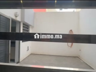Bel appartement à vendre à Hay Moulay El Kamel champs de course. 3 grandes pièces. Porte blindée et système de double vitrage - Appartement à vendre - Fes