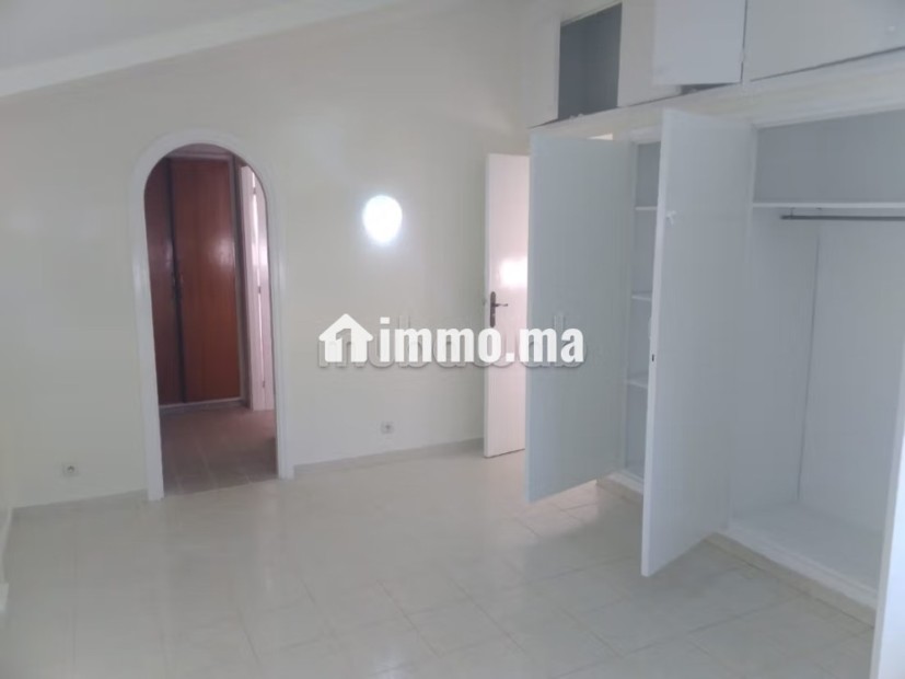 Joli petite villa à Chantilly - Location Immobilier - Casablanca - photo 3