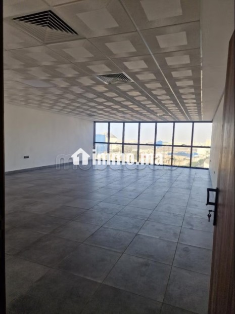 2 Plateaux Bureaux 82 m² – Haut Standing – Roches Noires - Location Immobilier - Casablanca - photo 4