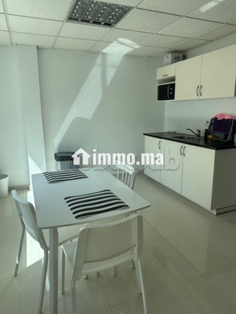 URGENT – Bureau clé en main 140 m² – Rue Normandie - Location Immobilier - Casablanca - photo 8