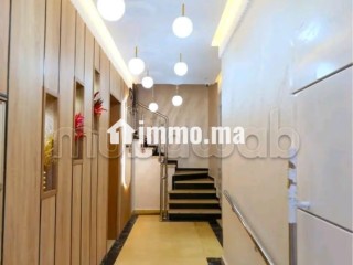 Vend appartement à Martil. 2 pièces confortables. Salon Marocain, sécurité - Appartement à vendre - Martil