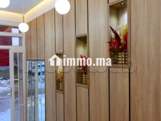 Vend appartement à Martil. 2 pièces confortables. Salon Marocain, sécurité - Appartement à vendre - Martil