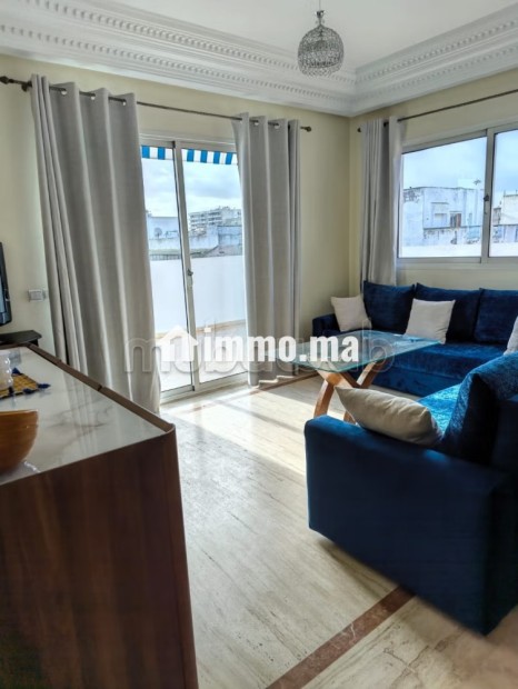 Dernier etage plein soleil – grande terrasse – maarif - Location Immobilier - Casablanca - photo 1