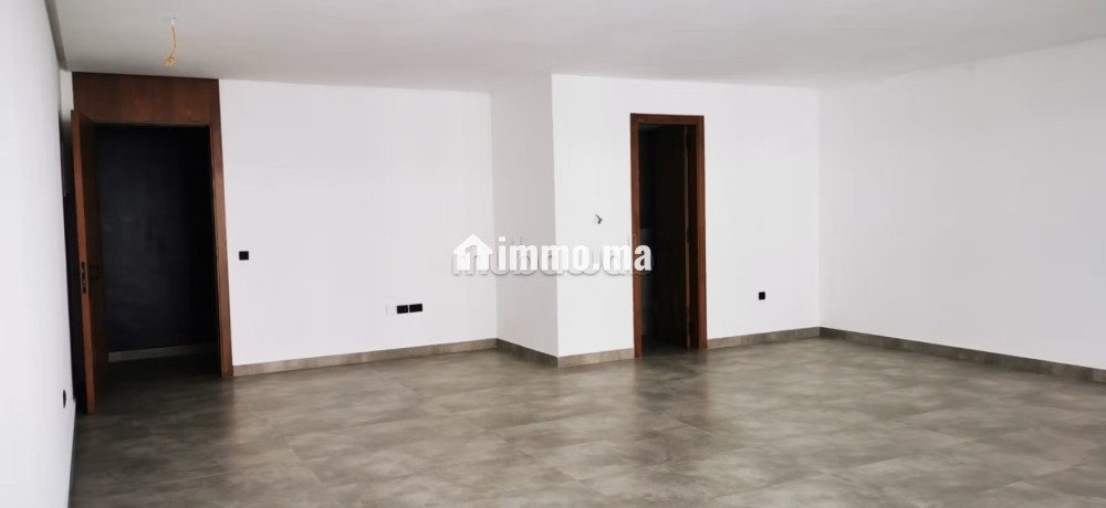 Bureau 58 m² Oasis, proche tramway et autoroute - Vente Immobilier - Casablanca - photo 4