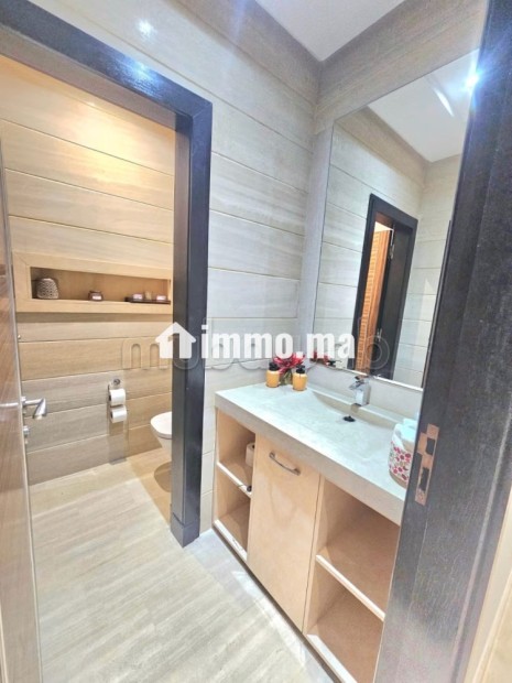 Très bel appartement meublé 235 m2 avec terrasse - Location Immobilier - Bouskoura - photo 5
