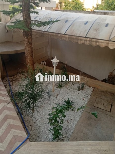 Villas de luxe à louer à Route ain Chkaf. Superficie 400 m². Salon traditionnel marocain, résidence sécurisée route ain chkef - Vente Immobilier - Fes - photo 3
