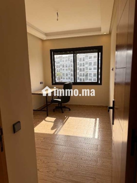 T3 neuf 77m² vue parc | parking | tram 1 min - Location Immobilier - Casablanca - photo 7
