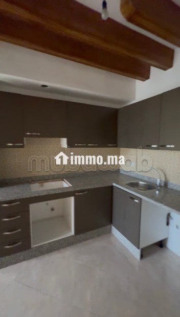 Appartement à l'achat à Castilla. 3 chambres agréables. Porte blindée - Vente Immobilier - Tanger - photo 4