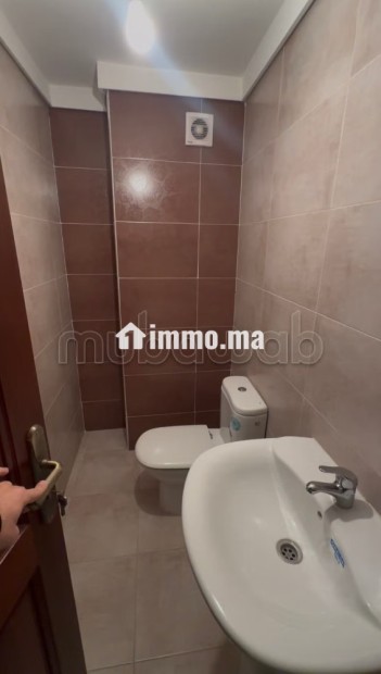 Appartement à l'achat à Castilla. 3 chambres agréables. Porte blindée - Vente Immobilier - Tanger - photo 6