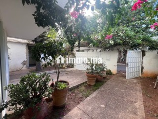 Triplex à la location à Anfa avec jardin - Appartement à louer - Casablanca