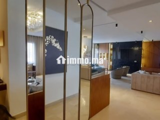 Vente d'un bel appartement à Racine. 5 pièces confortables - Appartement à vendre - Casablanca